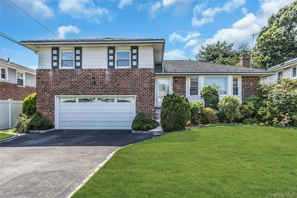 1812 Collins Street, Seaford, NY 11783 - #1