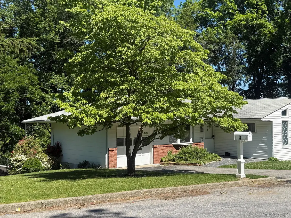 4 Buena Vista Avenue, Peekskill, NY 10566 - #1