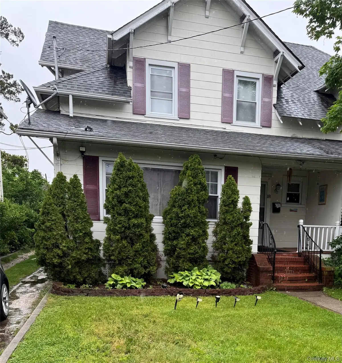 18 Elizabeth Court, Hempstead, NY 11550 - #1