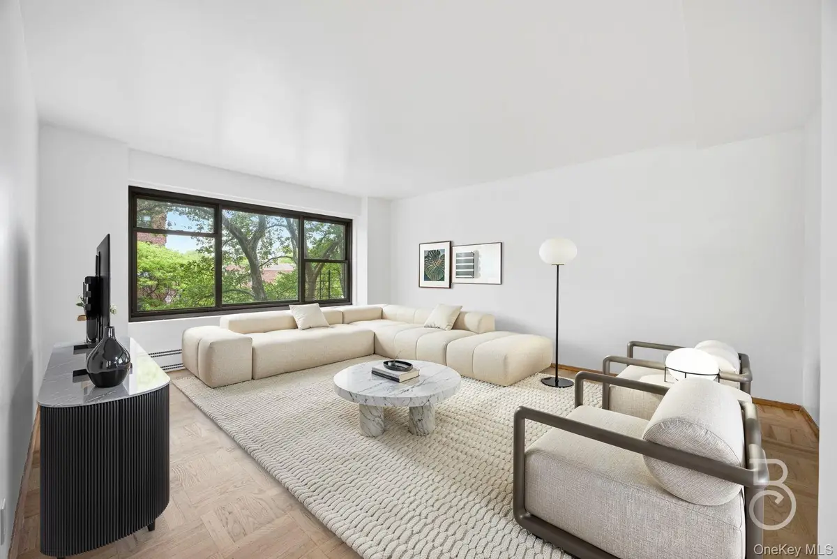 33-52 Crescent Street #4C, Astoria, NY 11106 - #1