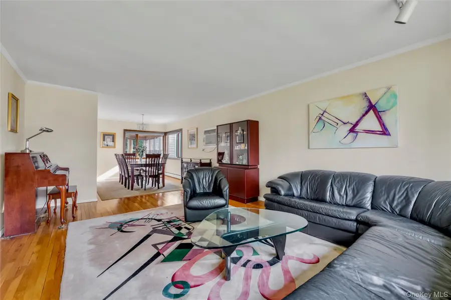 114 Patton Boulevard, New Hyde Park, NY 11040 - #2
