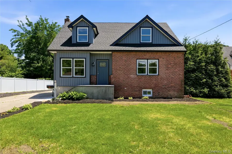 1707 N Gardiner Drive, Bay Shore, NY 11706 - #3
