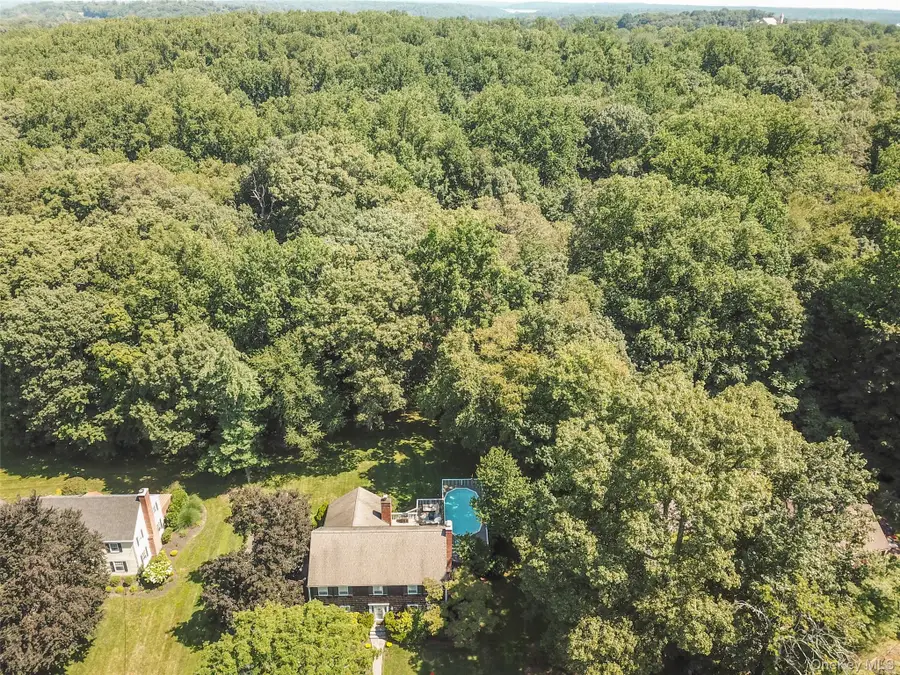 16 Old Farm Lane, Hartsdale, NY 10530 - #2