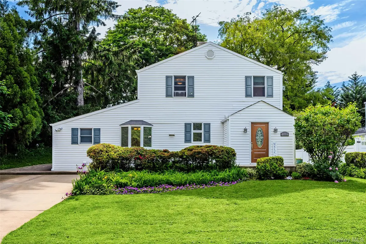 103 Cherrytree Lane, Roslyn Heights, NY 11577 - #1