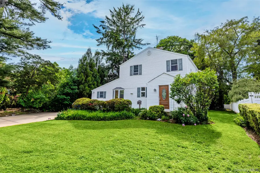 103 Cherrytree Lane, Roslyn Heights, NY 11577 - #2