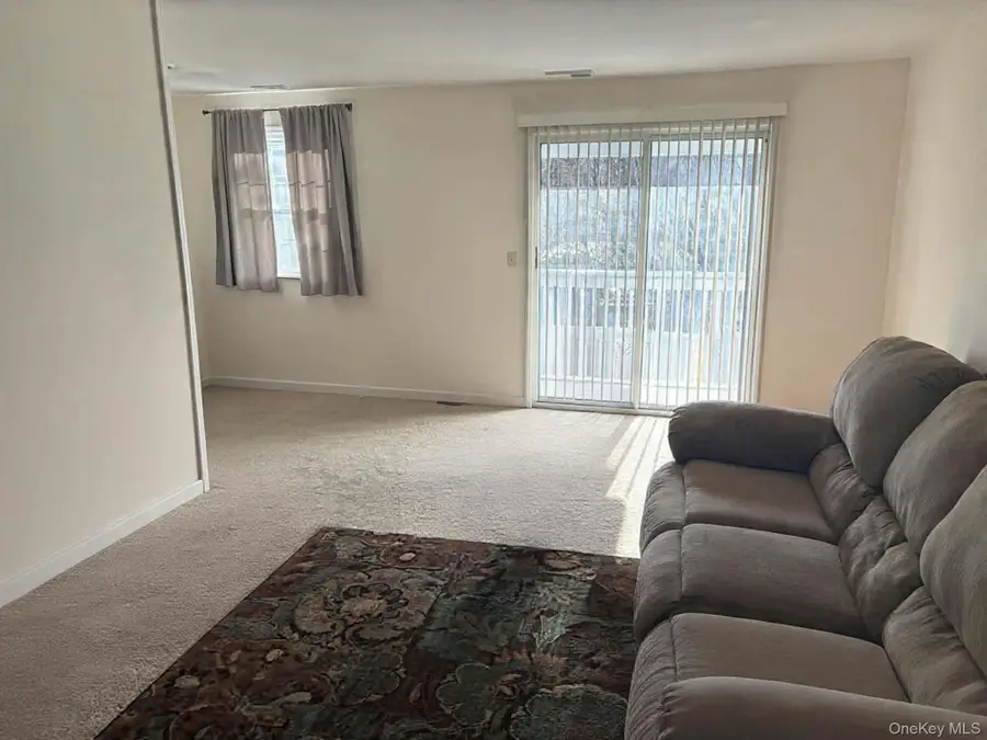 302 Commons Way #E, Fishkill, NY 12524 - #3
