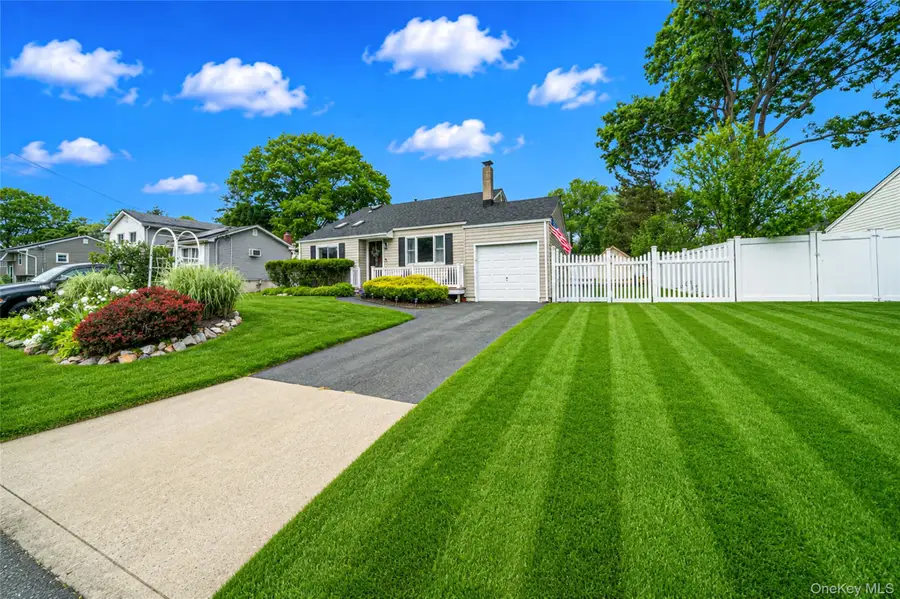 191 Grove Street, Port Jefferson Station, NY 11776 - #2