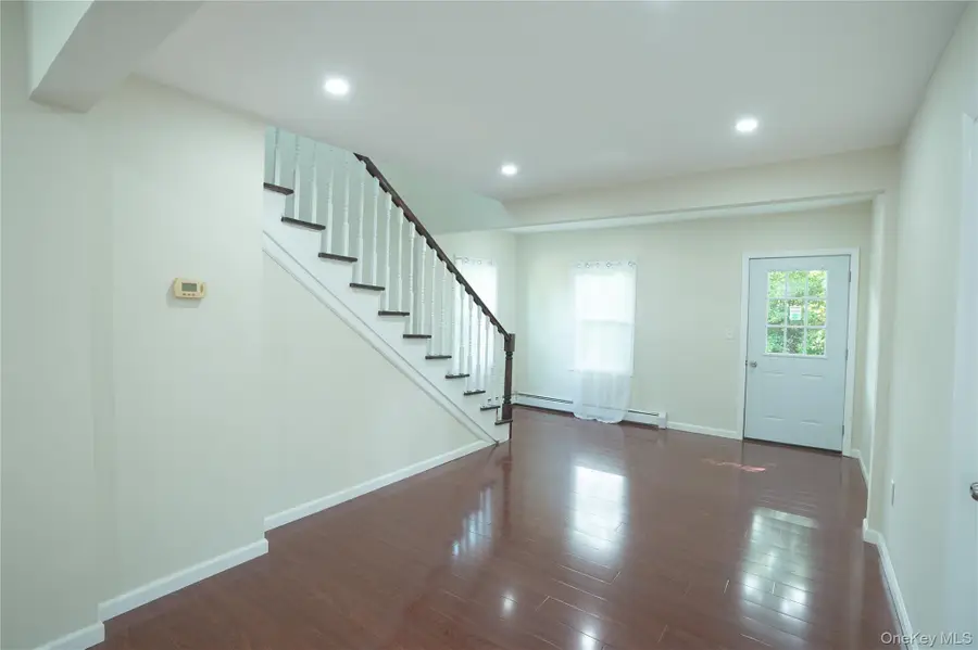 144 Carleton Avenue, Islip Terrace, NY 11752 - #2