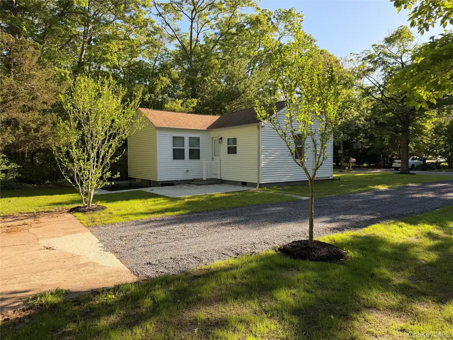 40 Fulton Avenue, Mastic, NY 11950 - #2