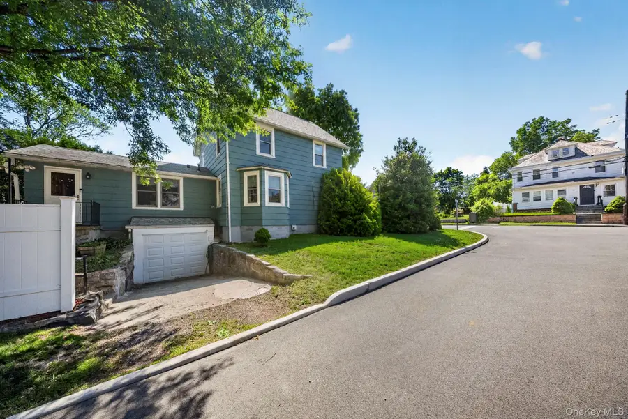 204 Catherine Street, Buchanan, NY 10511 - #2