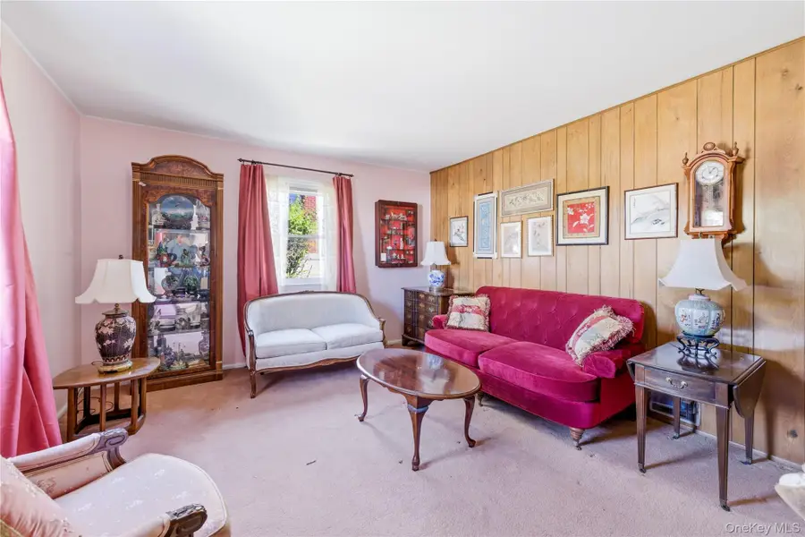 175 Lee Avenue, Hicksville, NY 11801 - #3
