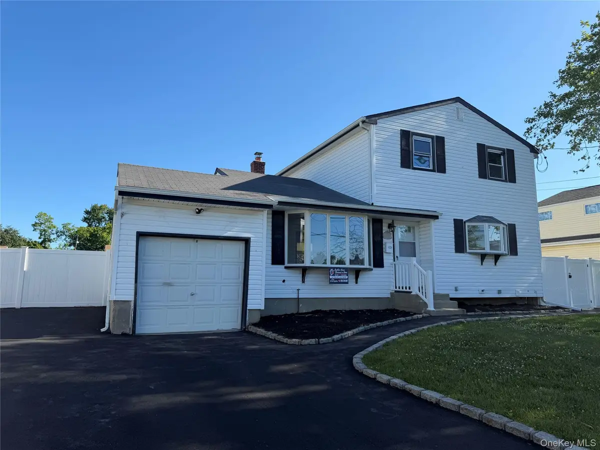 3 Perry Street, Brentwood, NY 11717 - #1