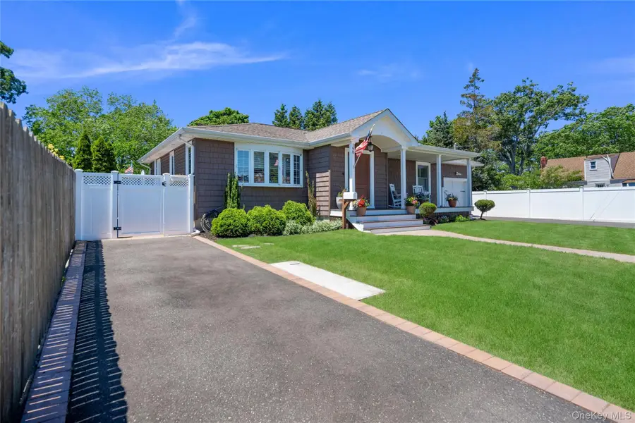 190 Sexton Road, West Babylon, NY 11704 - #2