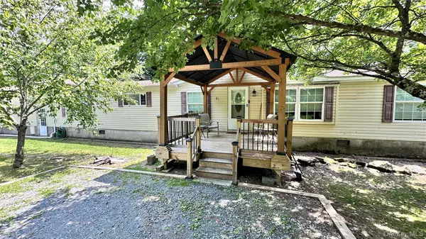 81 Lindholm Road, Hurleyville, NY 12747