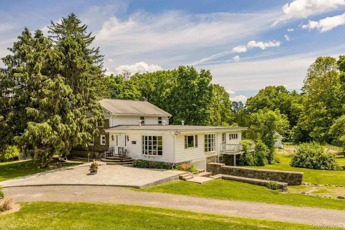 140 Station Road, Kingston, NY 12401 - #1