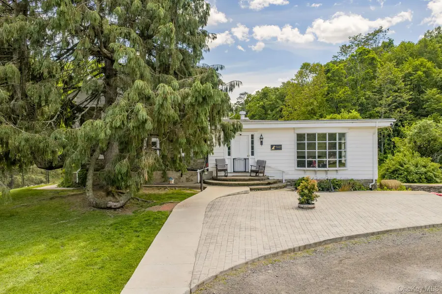 140 Station Road, Kingston, NY 12401 - #3