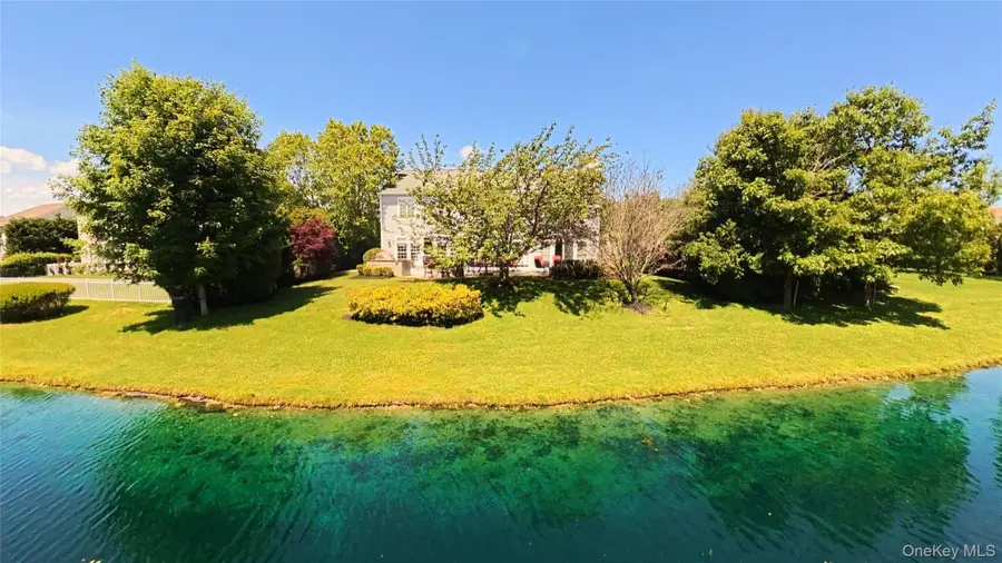 38 Hamlet Woods Drive, Saint James, NY 11780 - #3