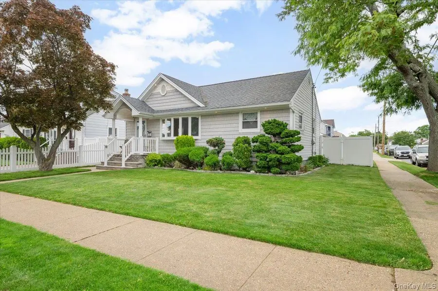 58 Myers Avenue, Hicksville, NY 11801 - #2