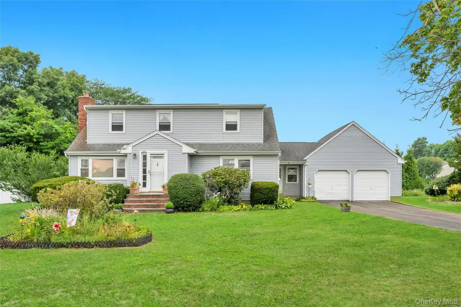 274 Johnson Avenue, Sayville, NY 11782 - #2