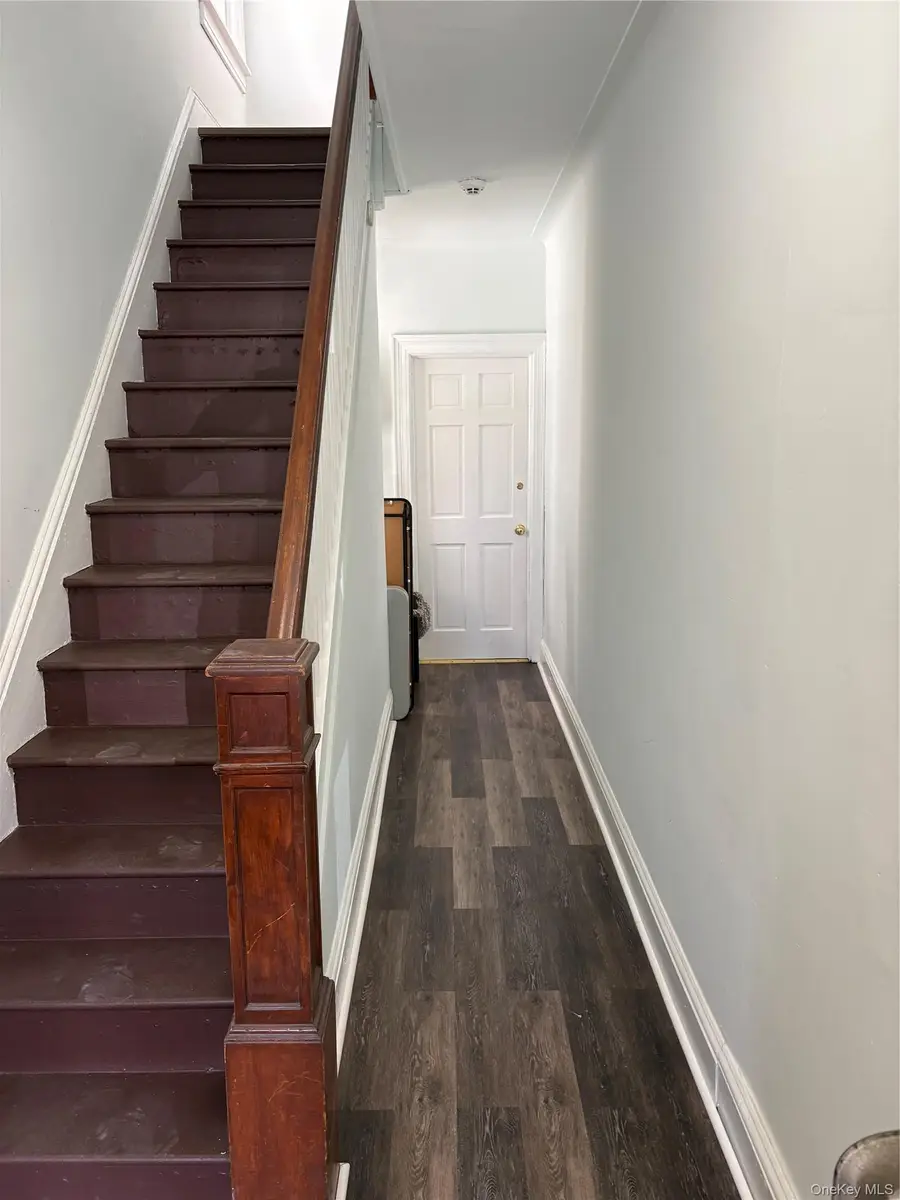 1712 Jarvis Avenue, Bronx, NY 10461 - #3