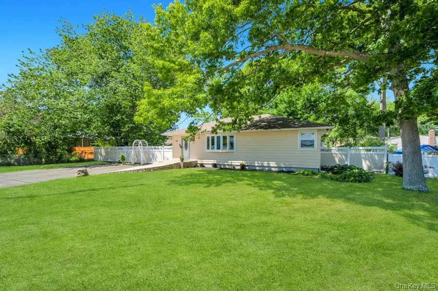 34 Windus Drive, Shirley, NY 11967 - #3