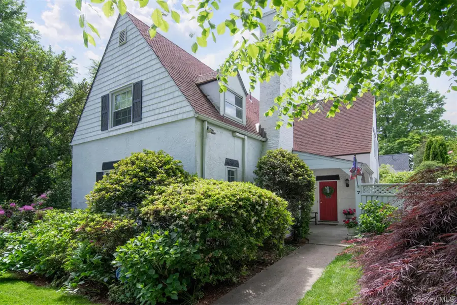 7 Garden Place, Pelham, NY 10803 - #2