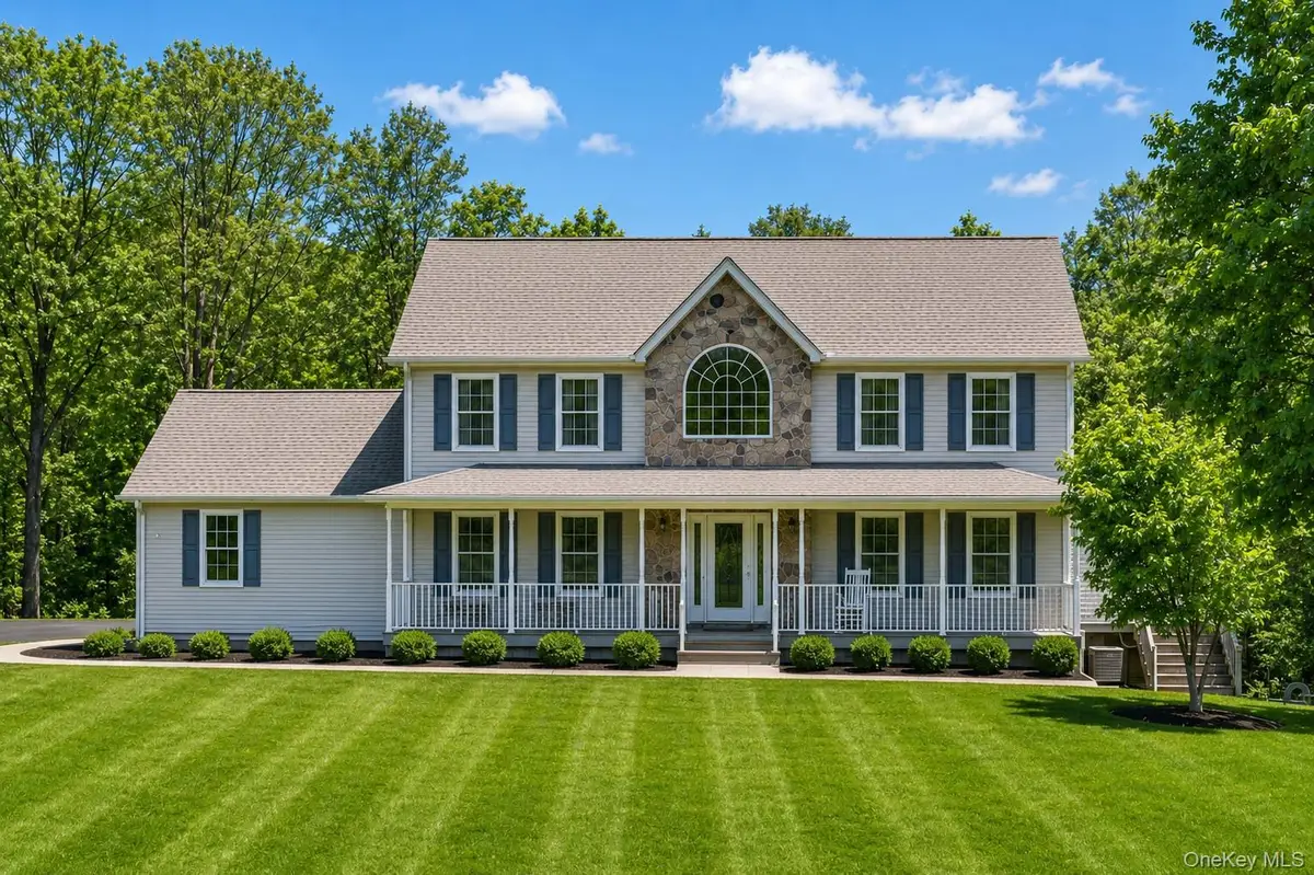8 Apple Hill Drive, Highland Mills, NY 10930 - #1