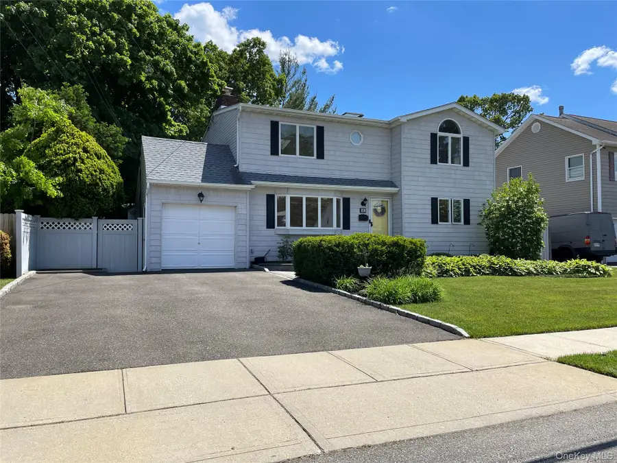 41 Birchfield Avenue, Babylon, NY 11702 - #2