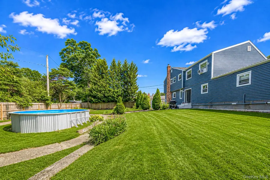65 Avenue D, Farmingville, NY 11738 - #2