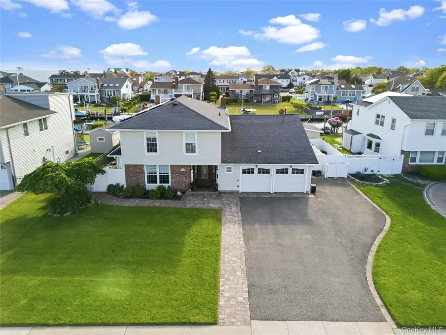 106 Anchorage Drive, West Islip, NY 11795 - #3