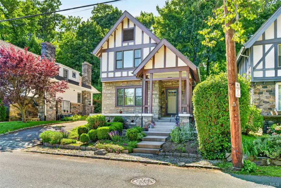 193 Parkview Avenue, Bronxville, NY 10708 - #3