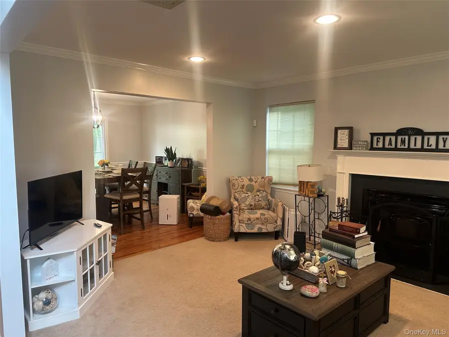 18 Mill Lane, Medford, NY 11763 - #3