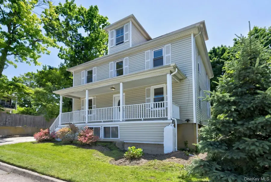 12 Chester Street, Locust Valley, NY 11560 - #3