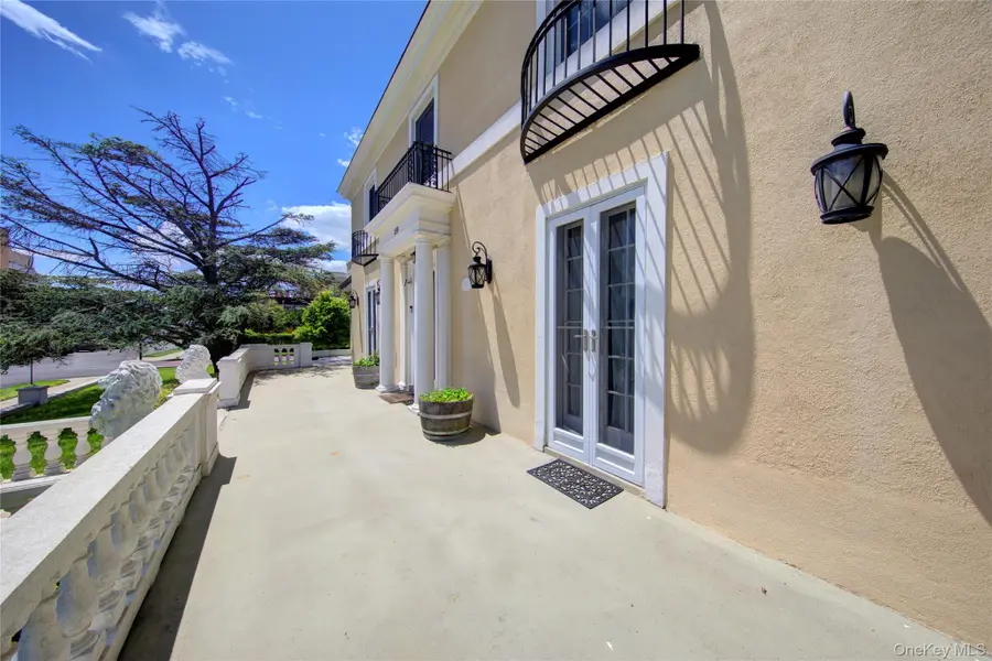 159 Magnolia Boulevard, Long Beach, NY 11561 - #2
