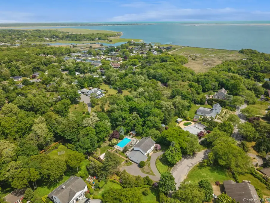 3 Mooring Drive, Bellport, NY 11713 - #3