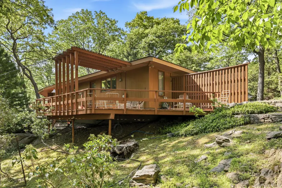 12 Tallwoods Road, Armonk, NY 10504 - #2