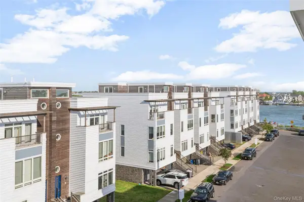 154 Beach 5th Street, Far Rockaway, NY 11691