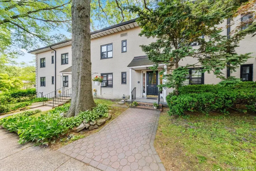 14 Manchester Road #2L, Eastchester, NY 10709 - #2
