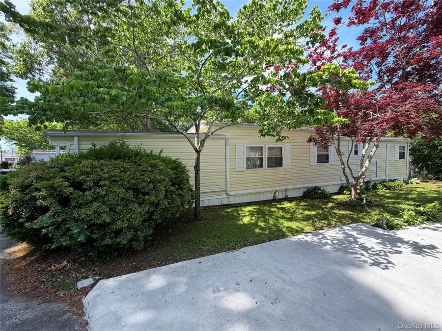658 Sound Avenue #E-10, Calverton, NY 11933 - #3