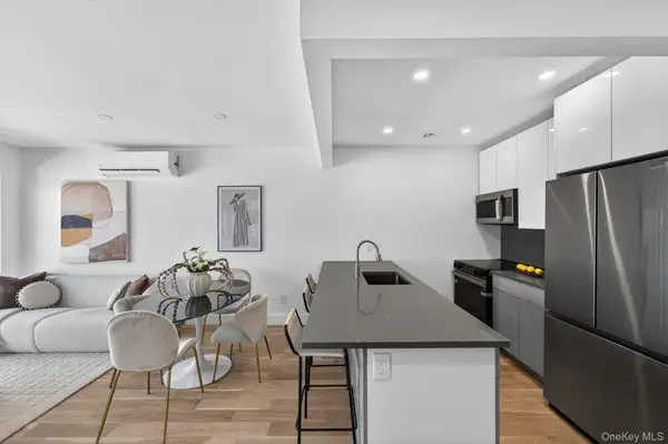 31-65 14th Street #2R, Astoria, NY 11106
