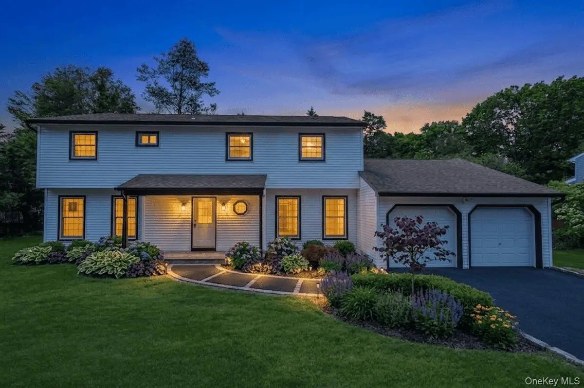 8 Cynthia Lane, Northport, NY 11768 - #1