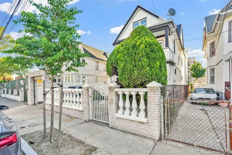 103-22 123rd Street, South Richmond Hill, NY 11419 - #2