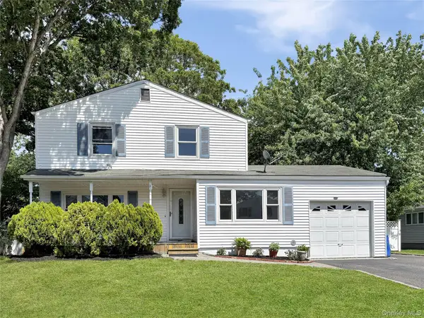 17 Belair Road, Selden, NY 11784