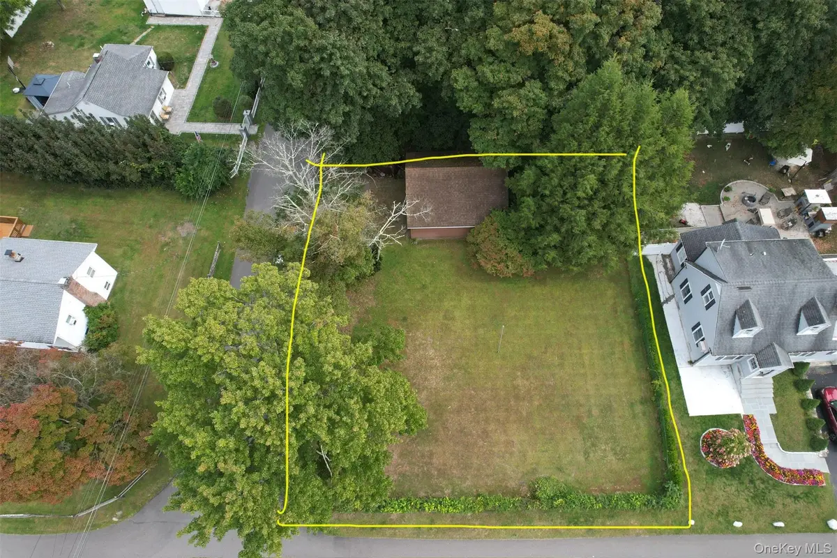 4 Lottie, Lake Carmel, NY 10512 - #1