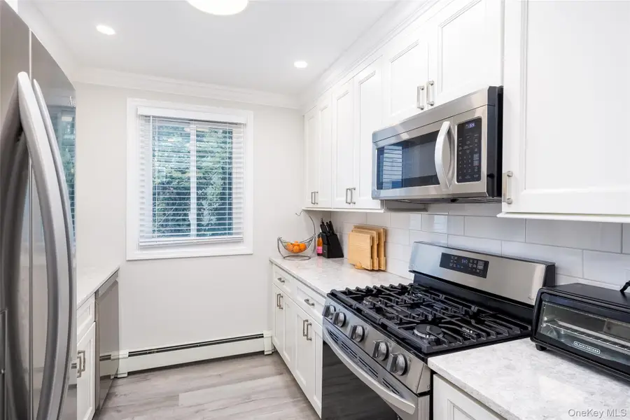 200 Merrick Road #F, Amityville, NY 11701 - #3