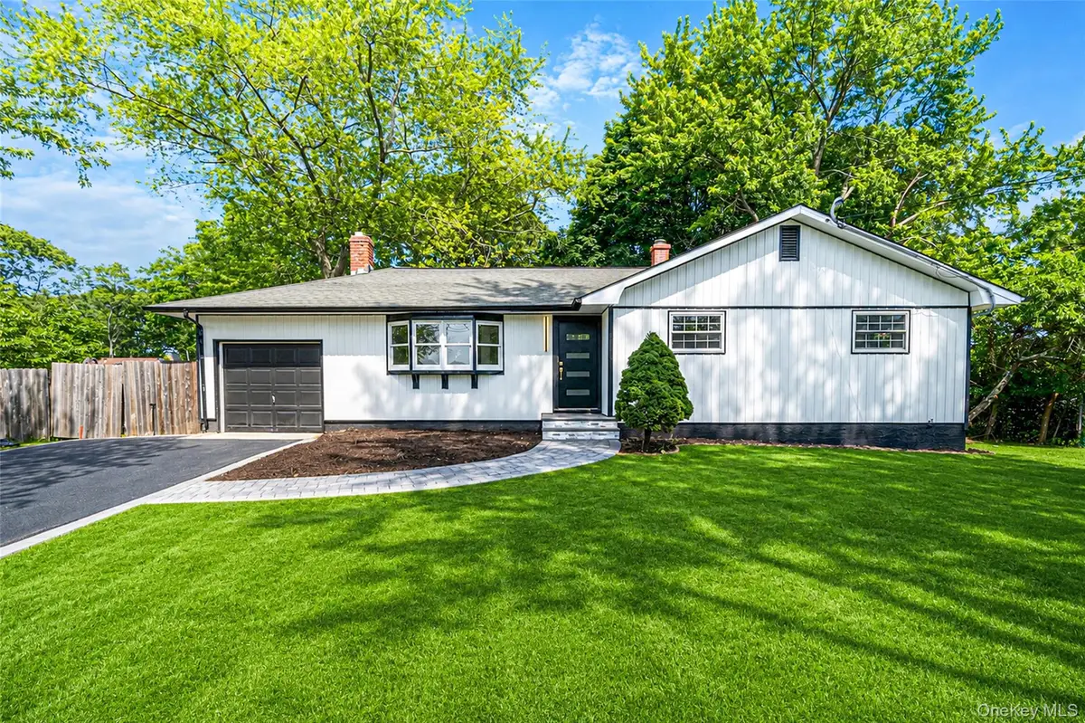 267 Woodhull Avenue, Port Jefferson Station, NY 11776 - #1