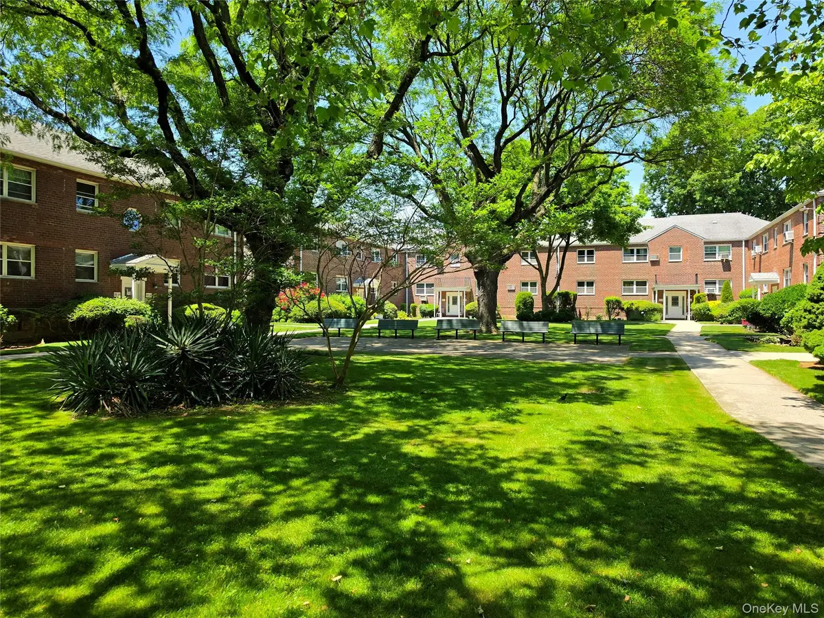 88-27 Shore Parkway #25, Howard Beach, NY 11414 - #1