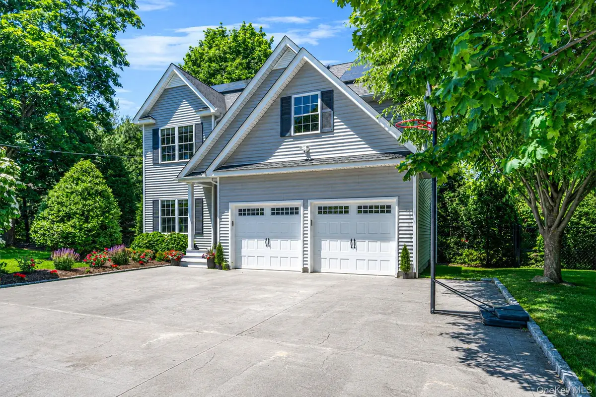 44 Merritts Path, Rocky Point, NY 11778 - #1