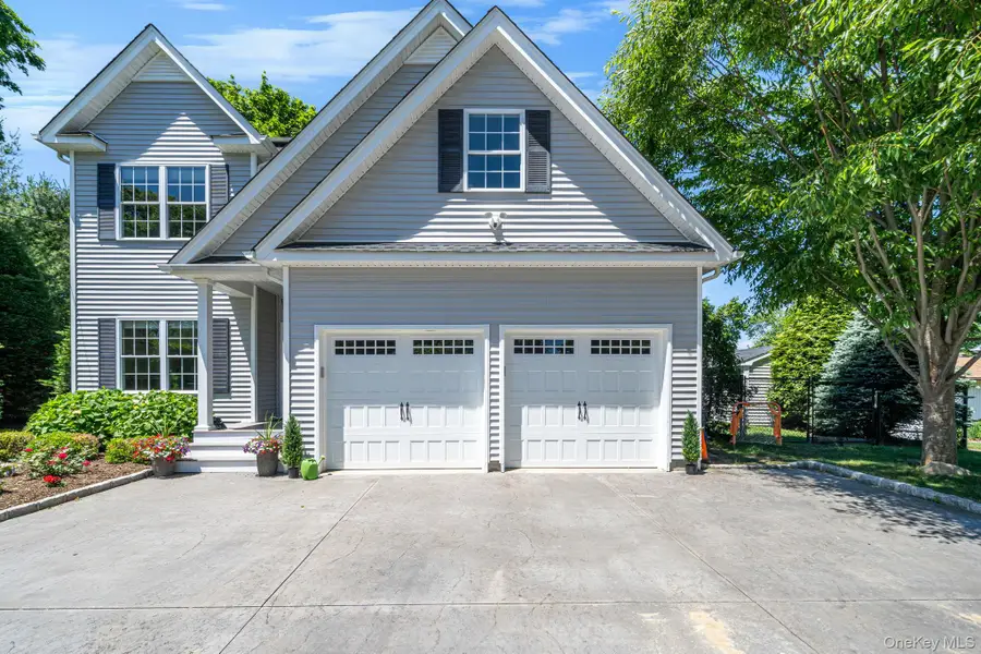 44 Merritts Path, Rocky Point, NY 11778 - #3