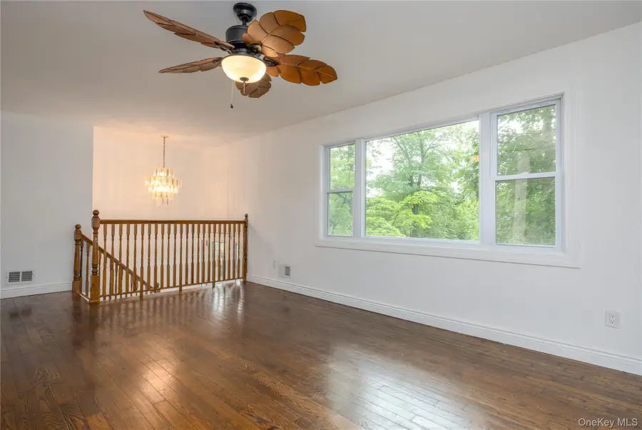 11 Guterl Terrace, Pearl River, NY 10965 - #3